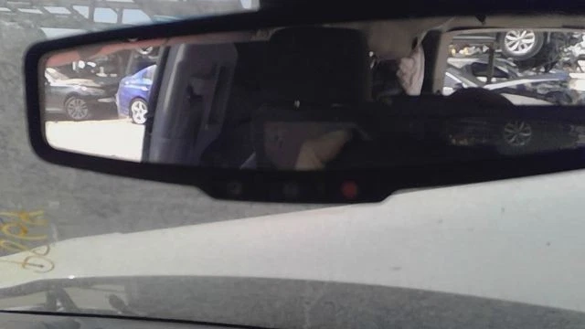 Espejo retrovisor negro telemático atenuación automática 15-20 CHEVY/GMC SUBURBAN 1500 Foto 4 de 4