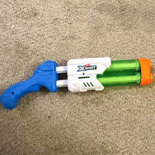 X-Shot Twin Tank Water Blaster Squirt Gun Green/White/Blue/Orange