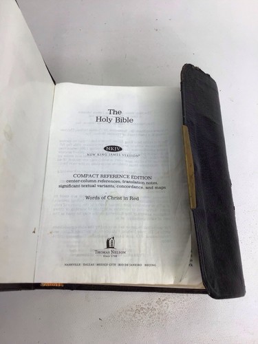 Nelson NKJV Compact Reference Holy Bible Red Letter Black Snap Closure Preowned - Bild 4 von 7