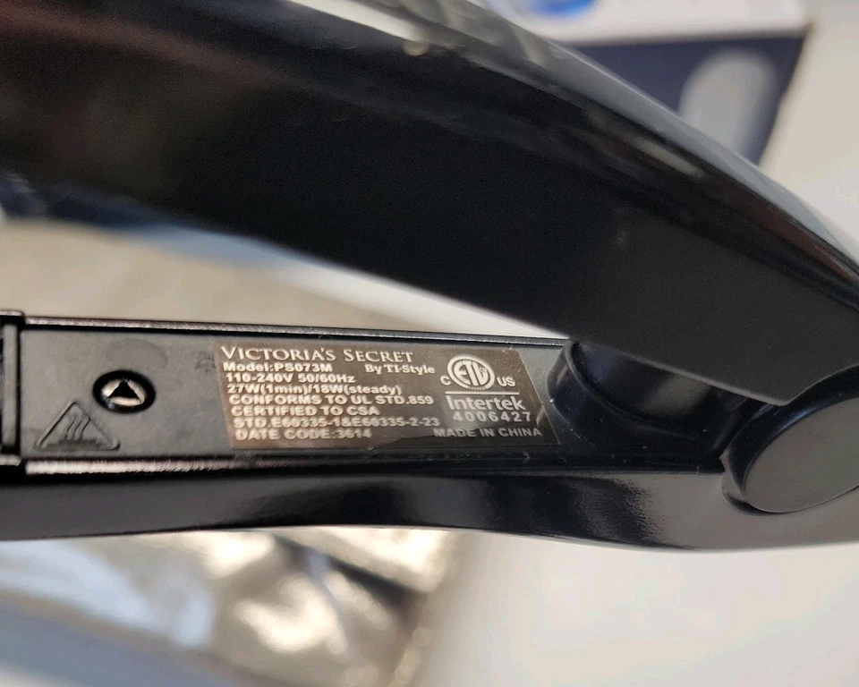 Estuche de Viaje VICTORIA'S SECRET Angel Negro Mini Plano Hierro Cerámica Dorado Brillo  Foto 4 de 4