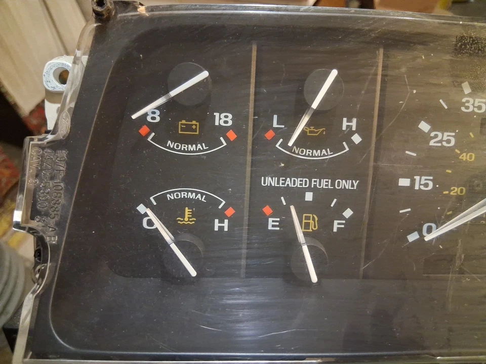 Ford Ranger 1989-1992 panel de instrumentos calibre panel velocímetro RPM FUEL OIL Foto 2 de 4