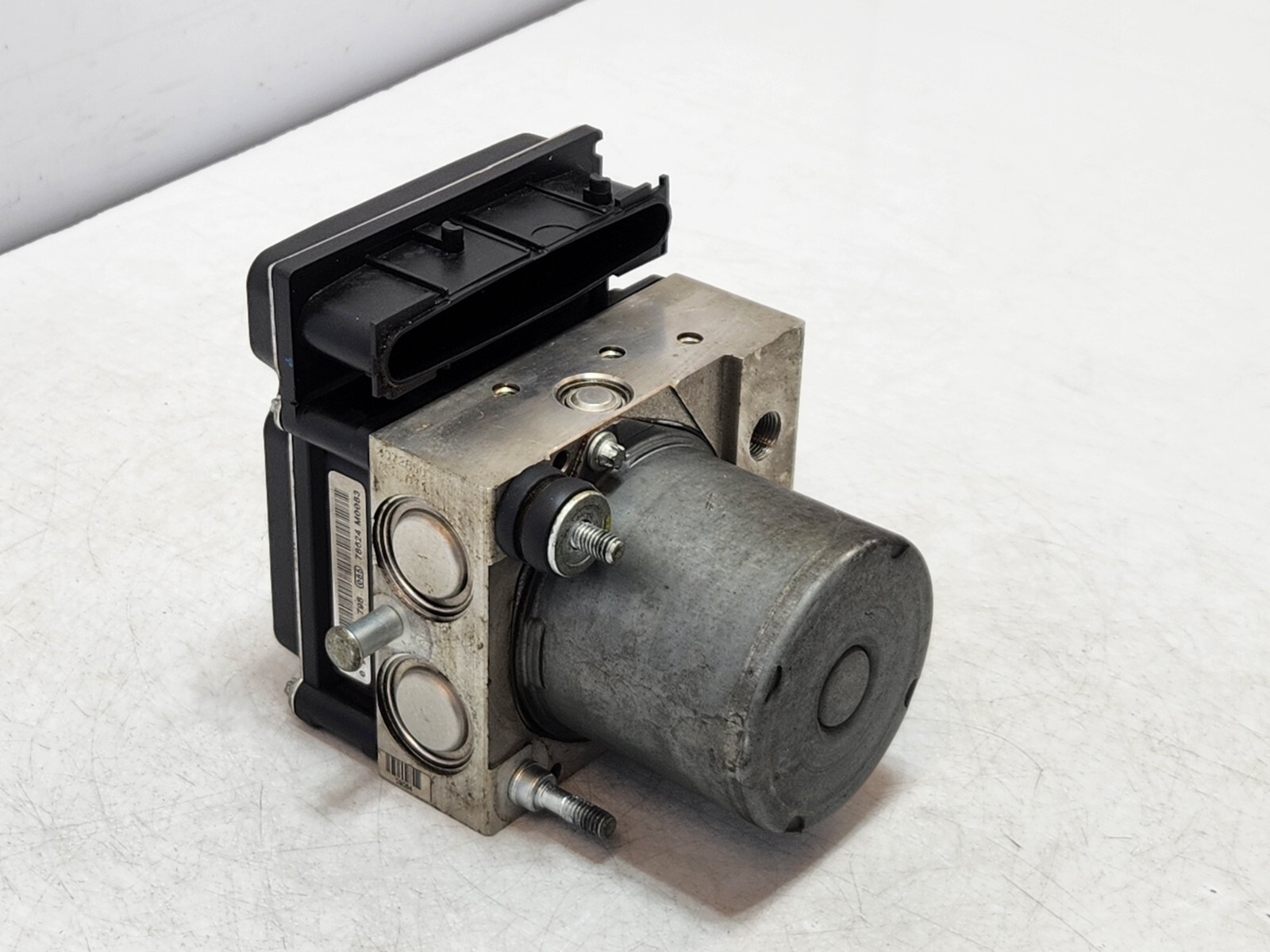 Maserati Quattroporte 2003-2008 Abs control module