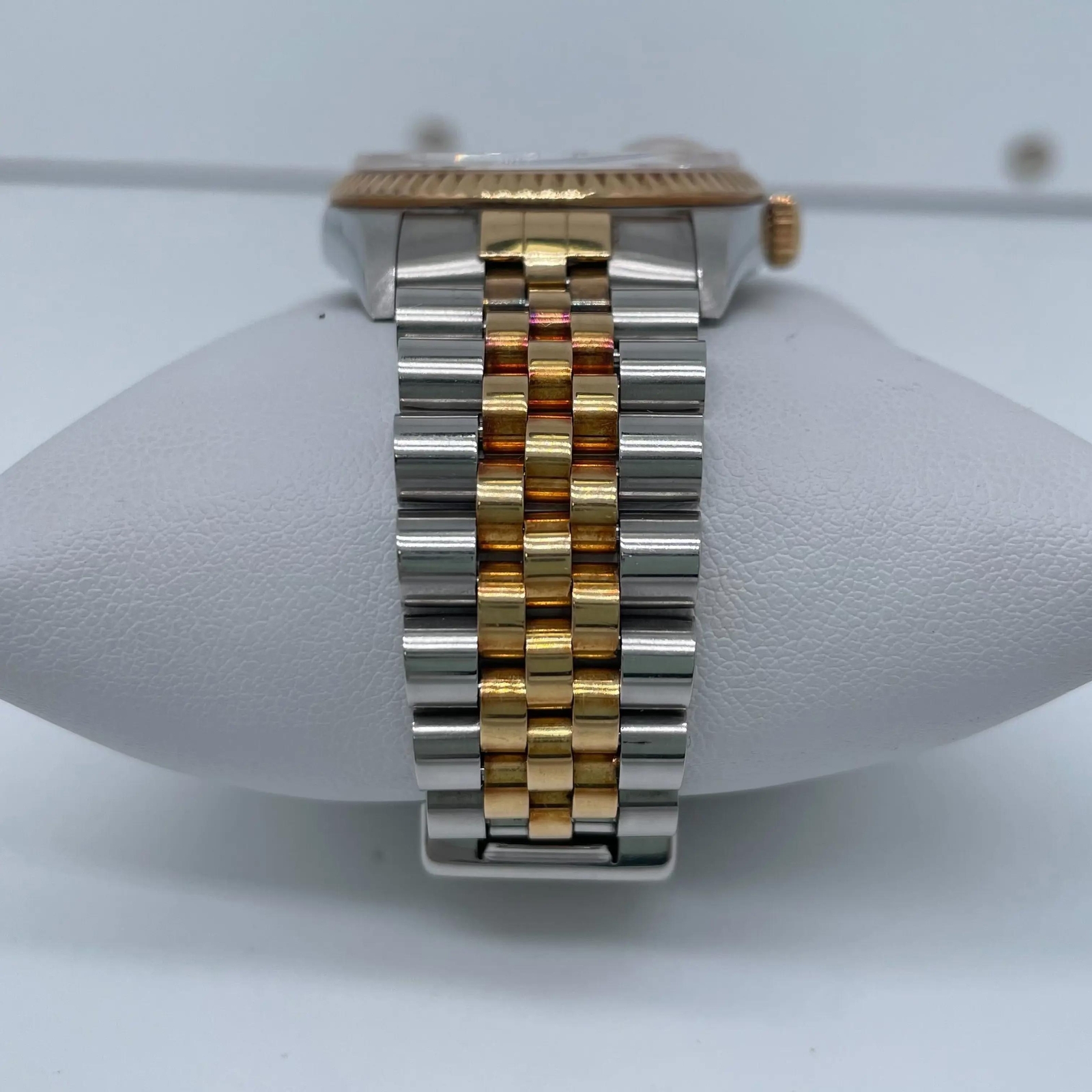 1990's Rolex 16233 Datejust 36mm No Holes Case Champagne 18K Gold