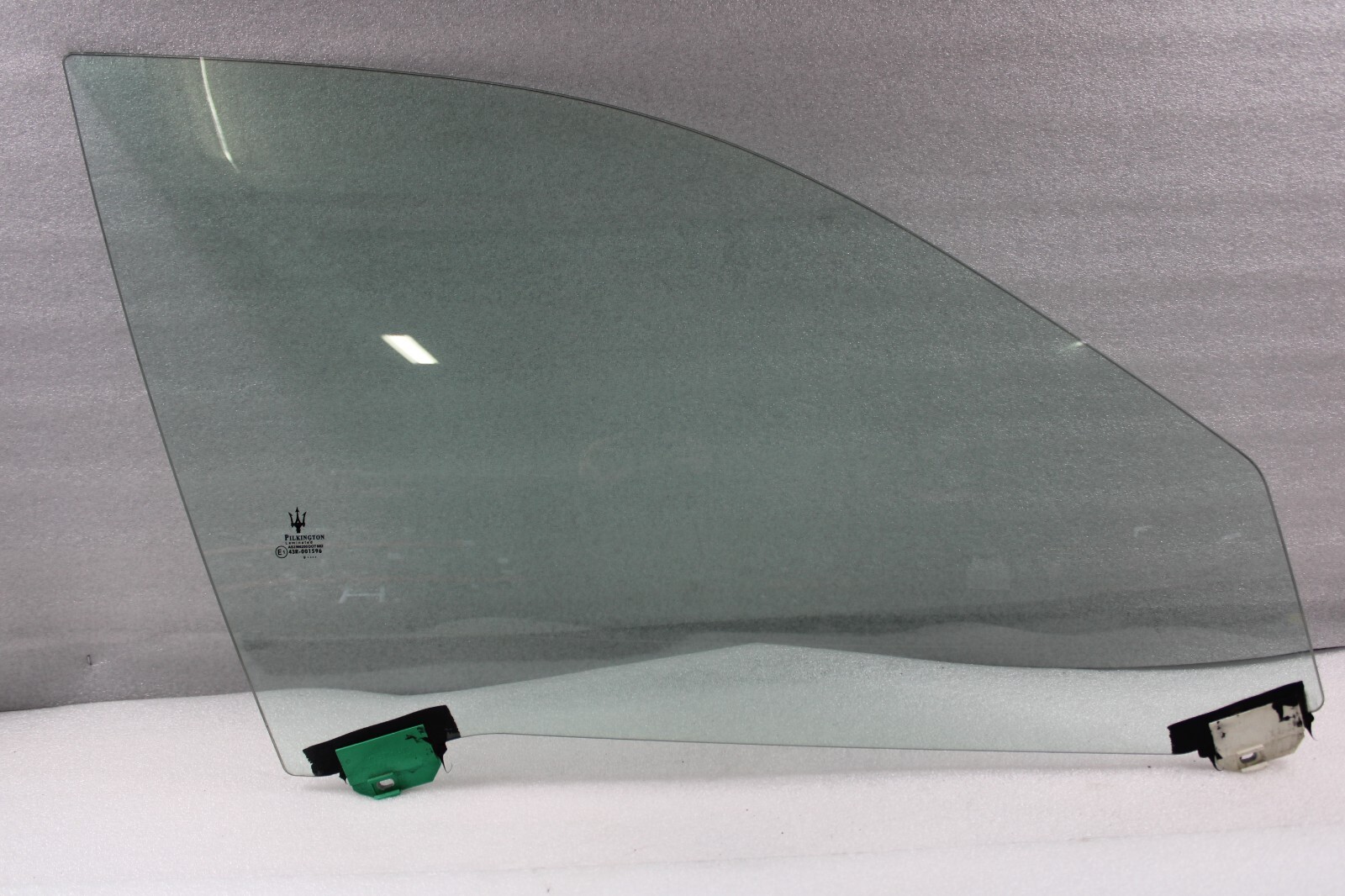 2010 Maserati Quattroporte, RH, Right, Front Door Glass, Used