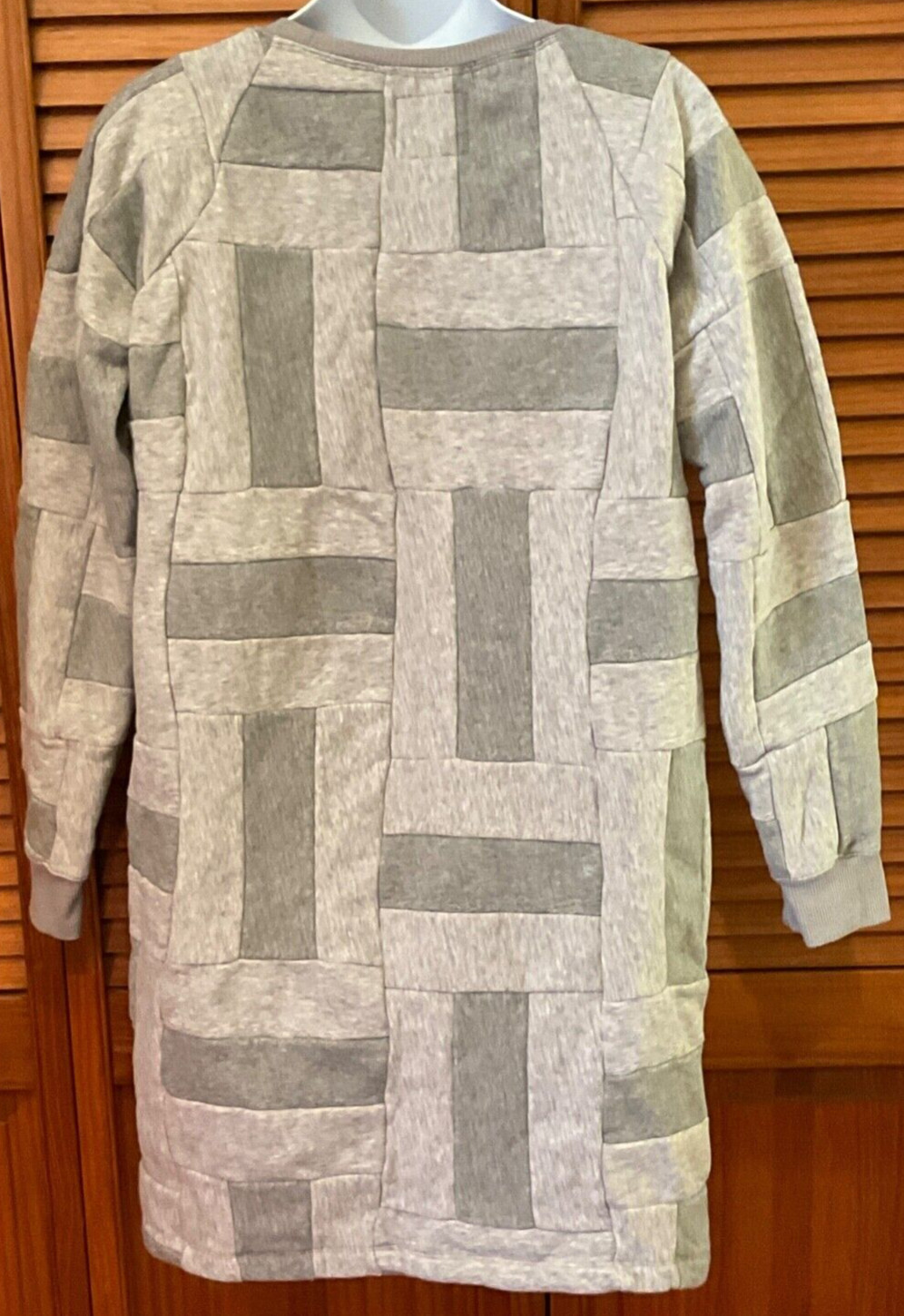 Zero Waste Tonle gray patchwork long sleeve sweat… - image 8