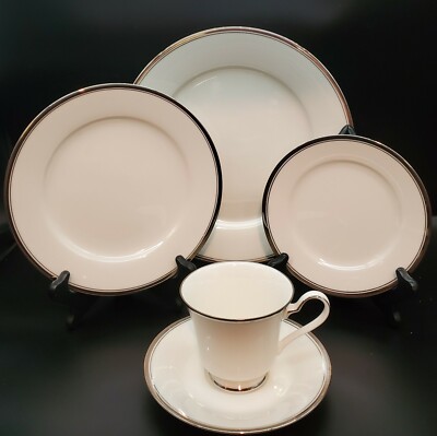 Noritake COUNTESS 5 Piece Place Setting