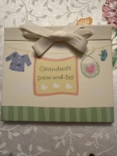 Hallmark Brand: "Grandma's Show-And-Tell" Small Photo Album For 4x6 s NEW T-1