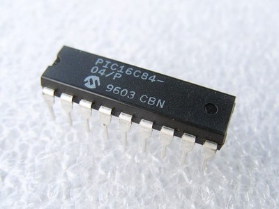 PIC16C84-04/P [1pc] 8-bit CMOS EEPROM Microcontroller, DIP-18, Microchip