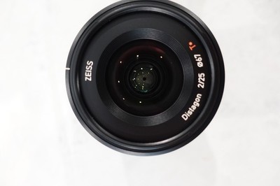 ZEISS Batis (Distagon) 25mm f/2 *T Lens for Sony E
