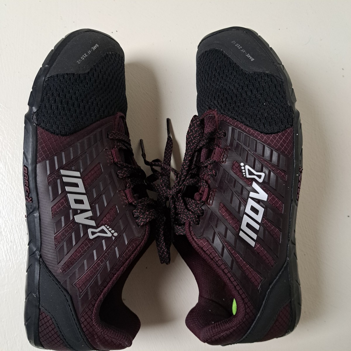 inov-8 BARE-XF 210 V2 ブラック/パープル Inov-8 Bare-XF 210 v2 Womens 8.5 M 7 Barefoot Shoes Women's