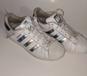 adidas superstar white & metallic silver girls shoes