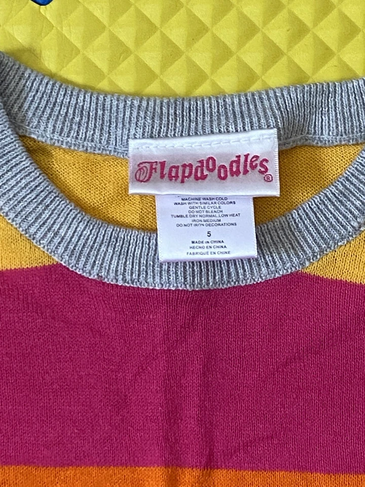 Suéter estampado ropa niña talla 5 Foto 2 de 4