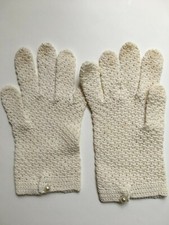 Vintage Off White Crocheted Gloves With Pearl Accent