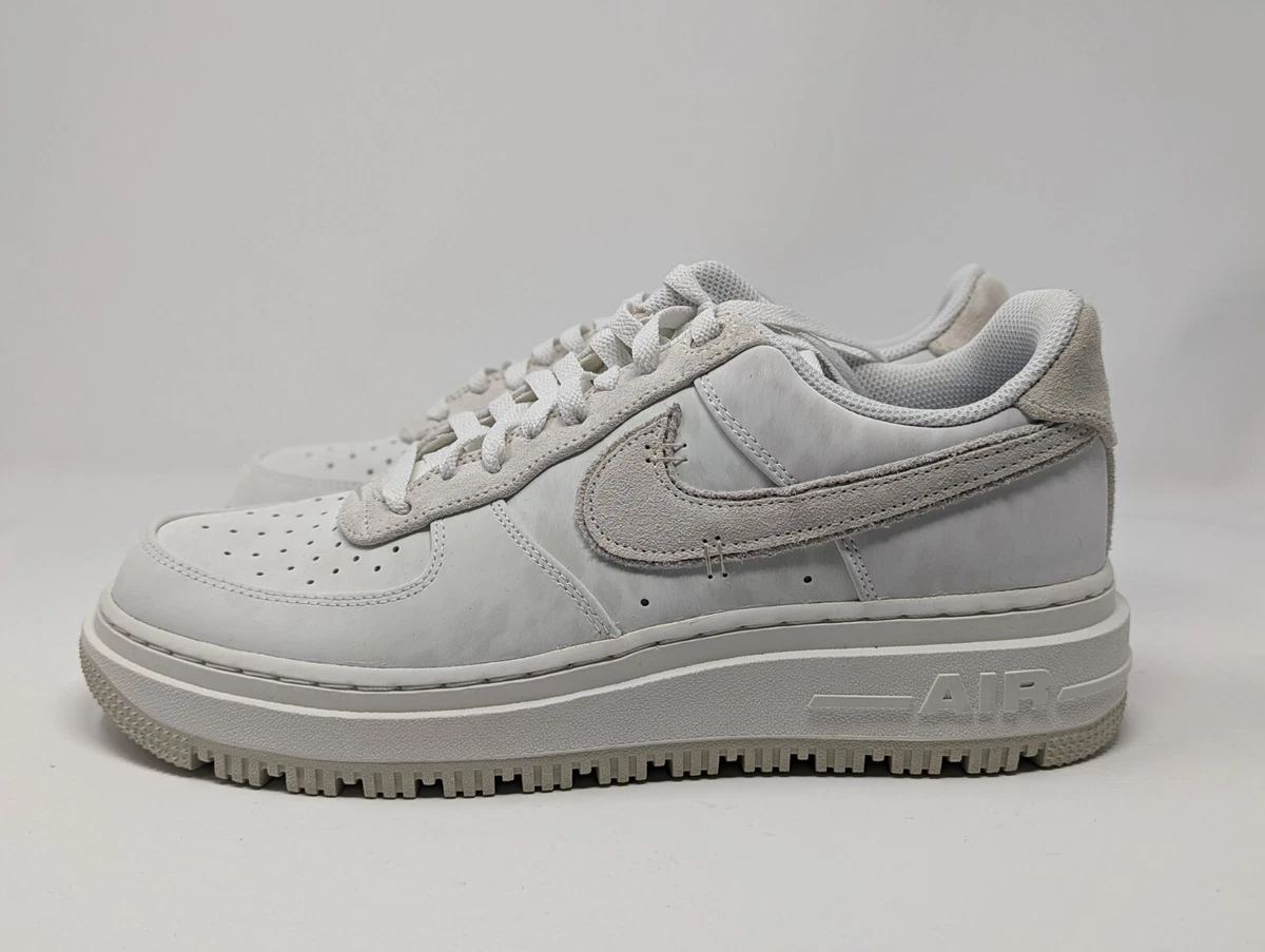 Nike Air Force 1 Luxe 'Triple White