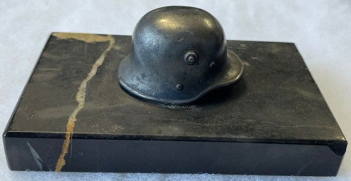 WW1 Set Of 4 German Order Medals, Mini set & Helmet paper - Picture 5 of 5
