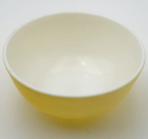 Vintage Pyrex 404 Yellow 10.5" Mixing Bowl 4 Qt Made in USA
