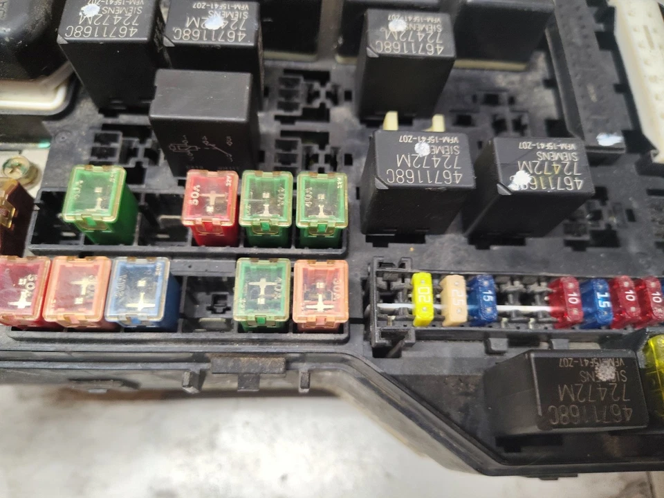 Caixa de fusíveis 1998 Dodge Ram 1500 5.2 5.9 motor a gasolina 56020523AB - Imagem 4 de 4