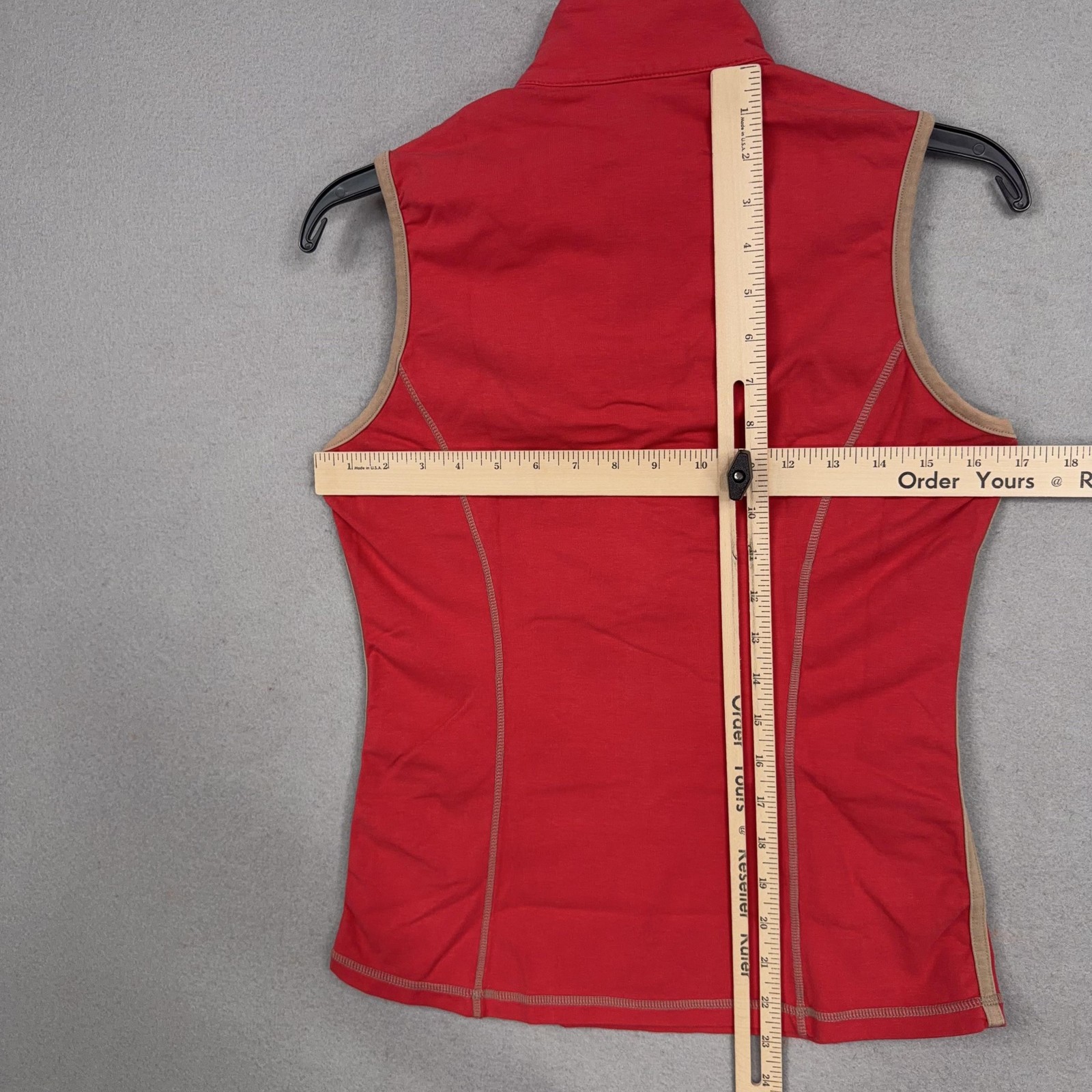Goode Rider Shirt Womens Small Red Sleeveless Equestrian Riding Half Zip