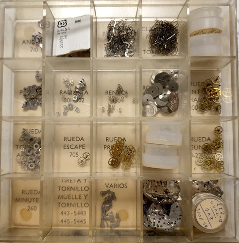 Lot De 1 Pièce De Montre Vintage Neuve AS 1205 - Calibre 11 1/2''' - Pour Collection/réparation