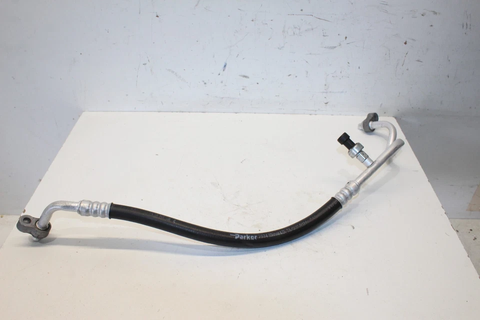 HUMMER H2 2003-2007 TUBO DE MANGUERA DE AIRE ACONDICIONADO OEM Foto 2 de 4