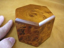  BOX-261 BURL BOX hexagon med Thuya Wood African carved carving Morocco Exotic