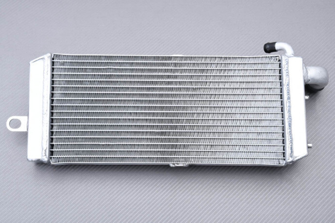 Radiateur eau Honda Shadow 750 VT750S pièce rechange moto custom