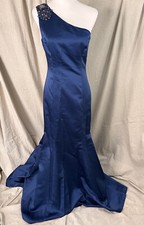 NWT Badgley Mischka Navy Blue One Beaded Shoulder Gown Size 4