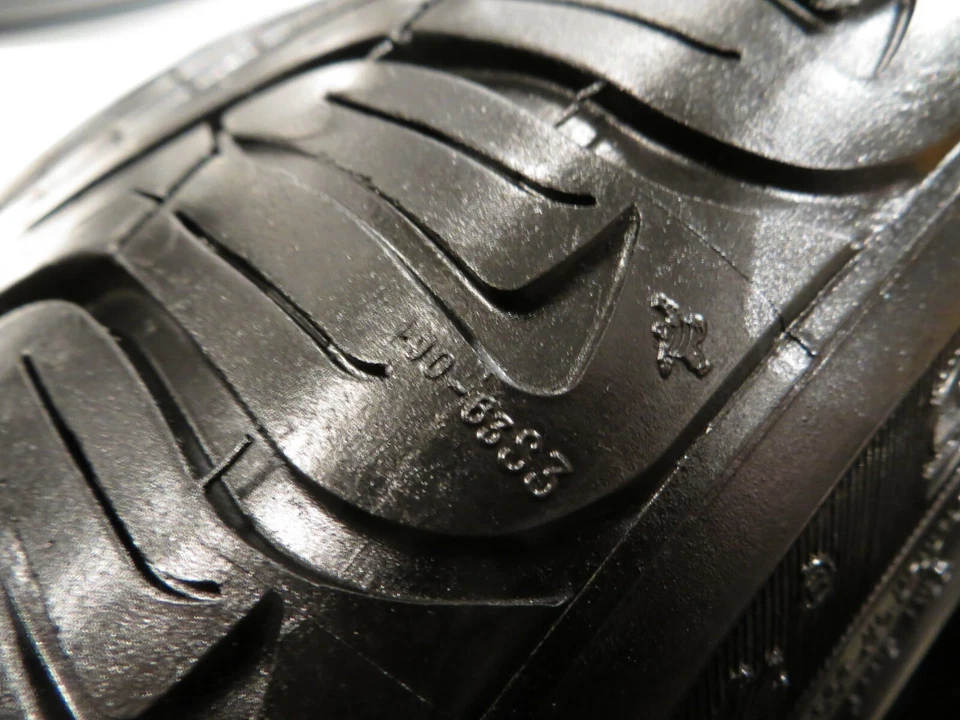 ALMOST NEW 1 ONE MICHELIN PILOT SPORT A/S PLUS ZP 245/40ZR18 RFT 245 40 18 2690 Foto 4 de 4