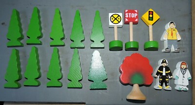 17-Piece Lot of Thomas & Friends Wooden Train Accessories, Trees, People, Signs 