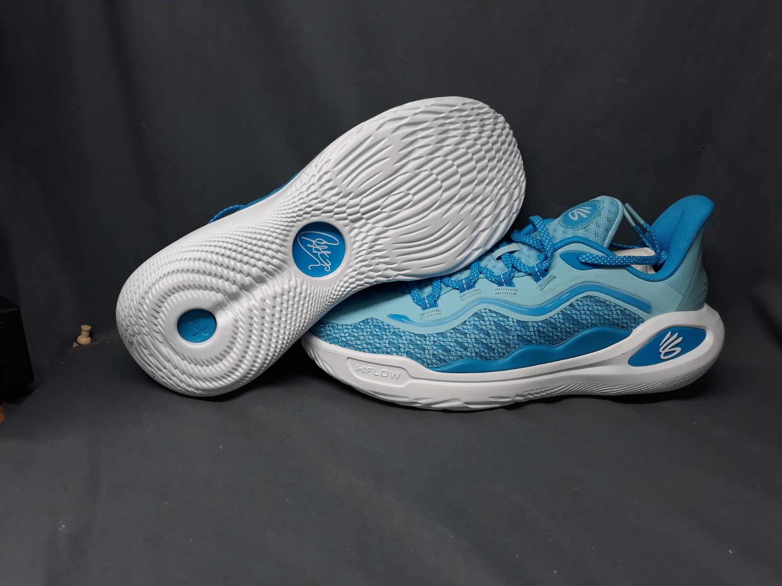 Under Armour Men's Curry 11 Sneakers Mouthguard Edition Size 9.5 NEW NO BOX! thumbnail 2