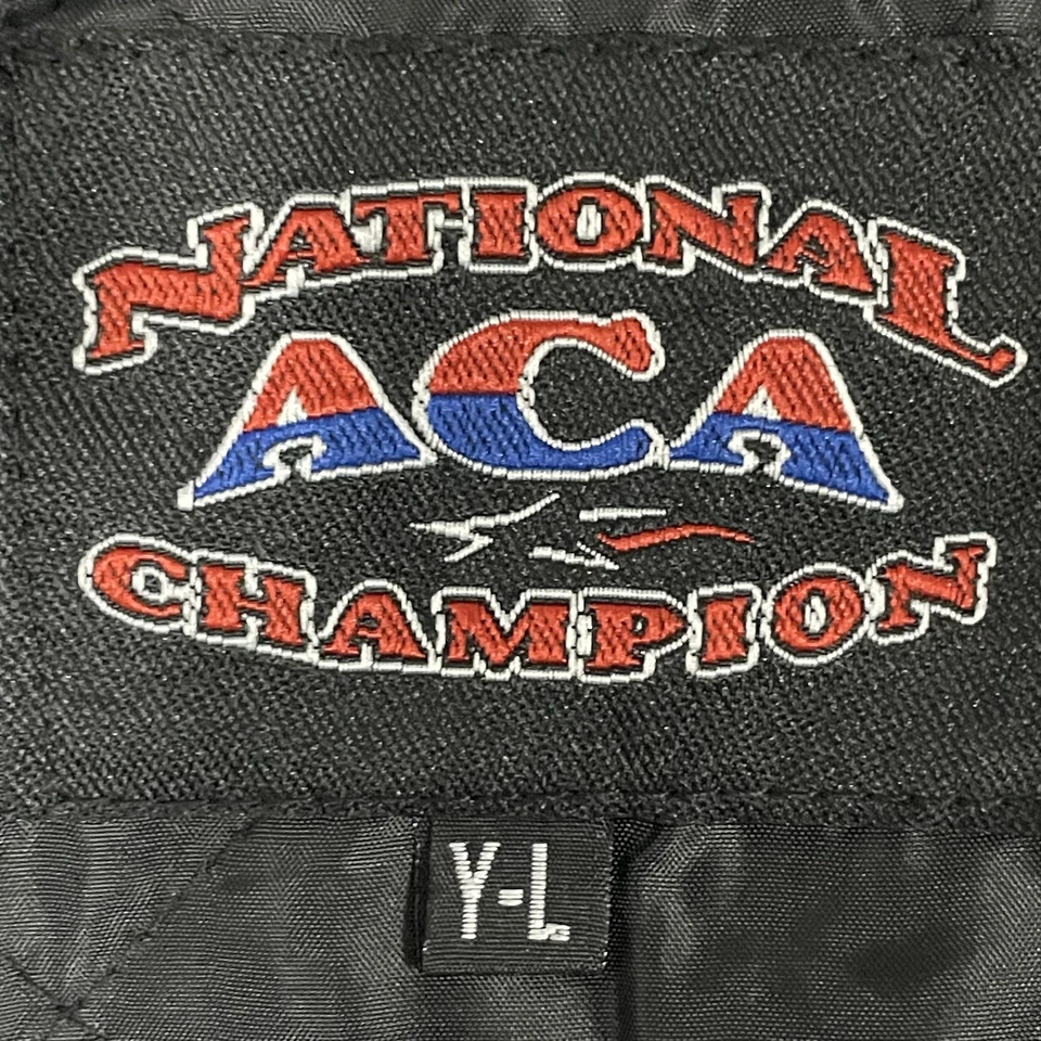 Chaqueta Universitaria National ACA Champion Negra Cheerleading Snapped Talla Juvenil Grande Foto 3 de 4