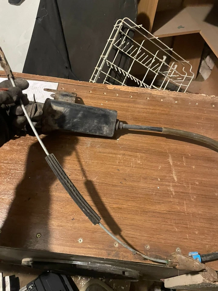 Conjunto de actuador de freno de estacionamiento Jaguar S-Type 2001-2008 con cable OEM 24019280 Foto 2 de 4