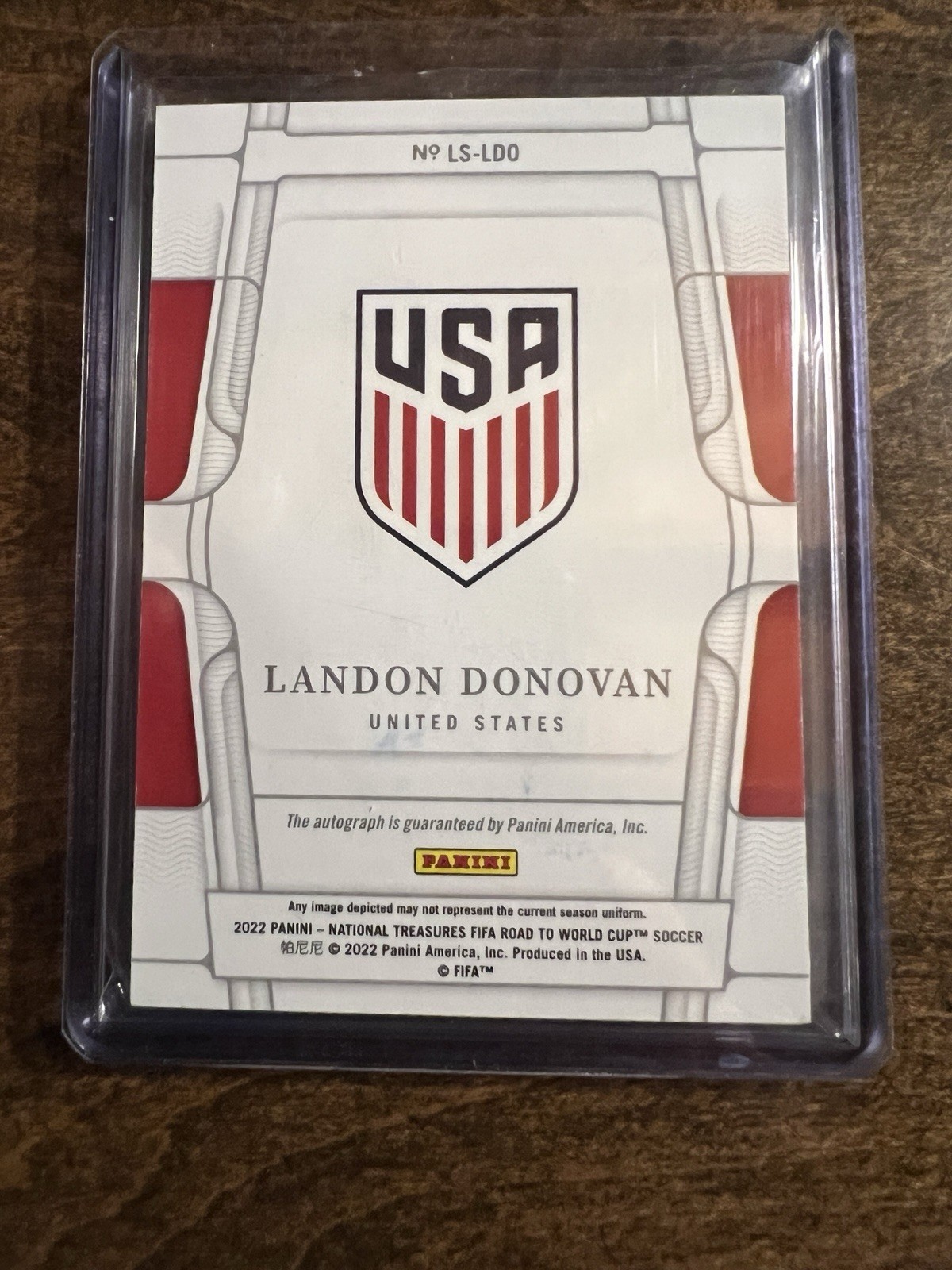 Landon Donovan United States Auto /49 National Treasures Qatar World Cup view 3