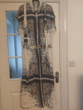 Size 18-20 F&F Blue And White Paisley Floral Print Long Dress.
