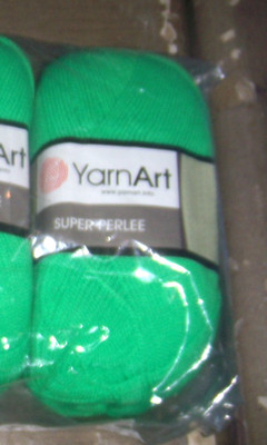 1 YARNART GREEN YARN MIP COLOR8233 LOT 916  100 % ACRYLIC NEW
