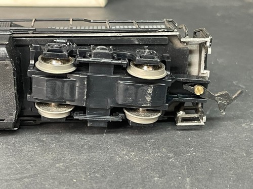 Bachmann Ho Scale Electric Trains #8825 EMD GP 40 Dummy Norfolk Western - Picture 14 of 16