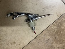 01-02-03-04-05-06-07-08 Jaguar S-type Hood Emblem Ornament. Oem.