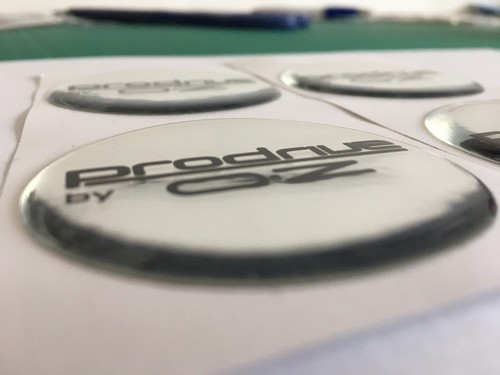 ALURAD PFF7 GT1 PRODRIVE OZ GEWÖLBTES HARZ MITTE KAPPE AUFKLEBER X4 CHROM 55 mm - Bild 5 von 5