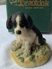 Spaniel Puppy (sitting) Collectable Teviotdale dog Figurine black and white