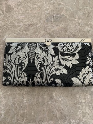 Charming Charlie s Womens Wallet, Click turn Closure Shiny Waxed  Toile NWOT