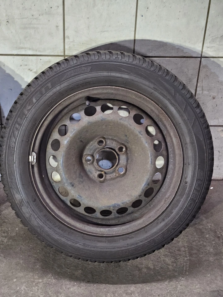 15" Audi A1 Winterräder Stahlfelgen Falken 185/60R15 88H 5x112 ET29 6J  7/8mm - Bild 2 von 4