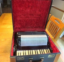 Vintage Scandalli Accordian and Case