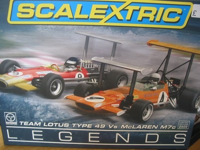 Scalextric C3544A MCLAREN M7C TEAM LOTUS TYPE 49 LTD ED DOPPELPACK NEU IN OVP