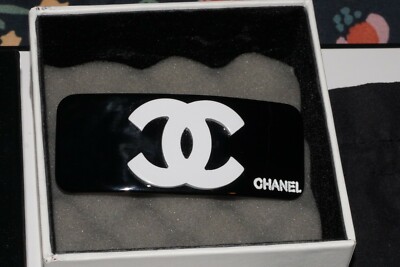 CHANEL Barrette Authentic Chanel Crystal CC Logo Hair Clip Barrette Gold 1507198  main image 4