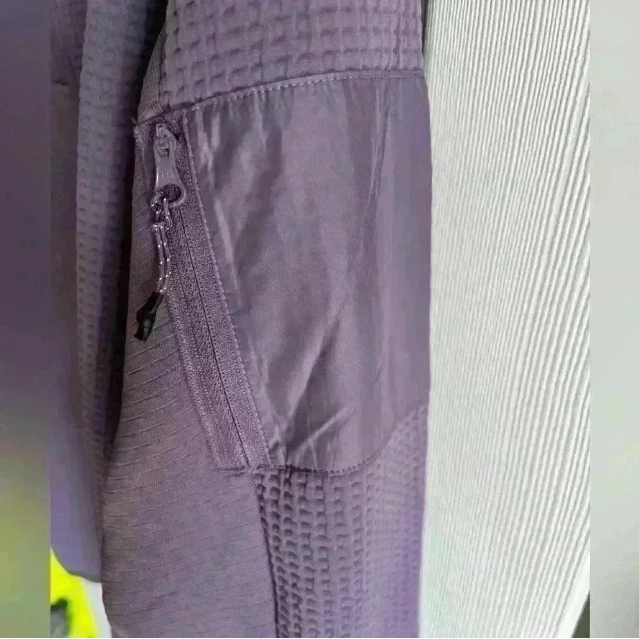 Adidas Ultimate Performance Pullover Size L - image 3