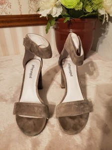 lindsay ankle strap sandal jeffrey campbell