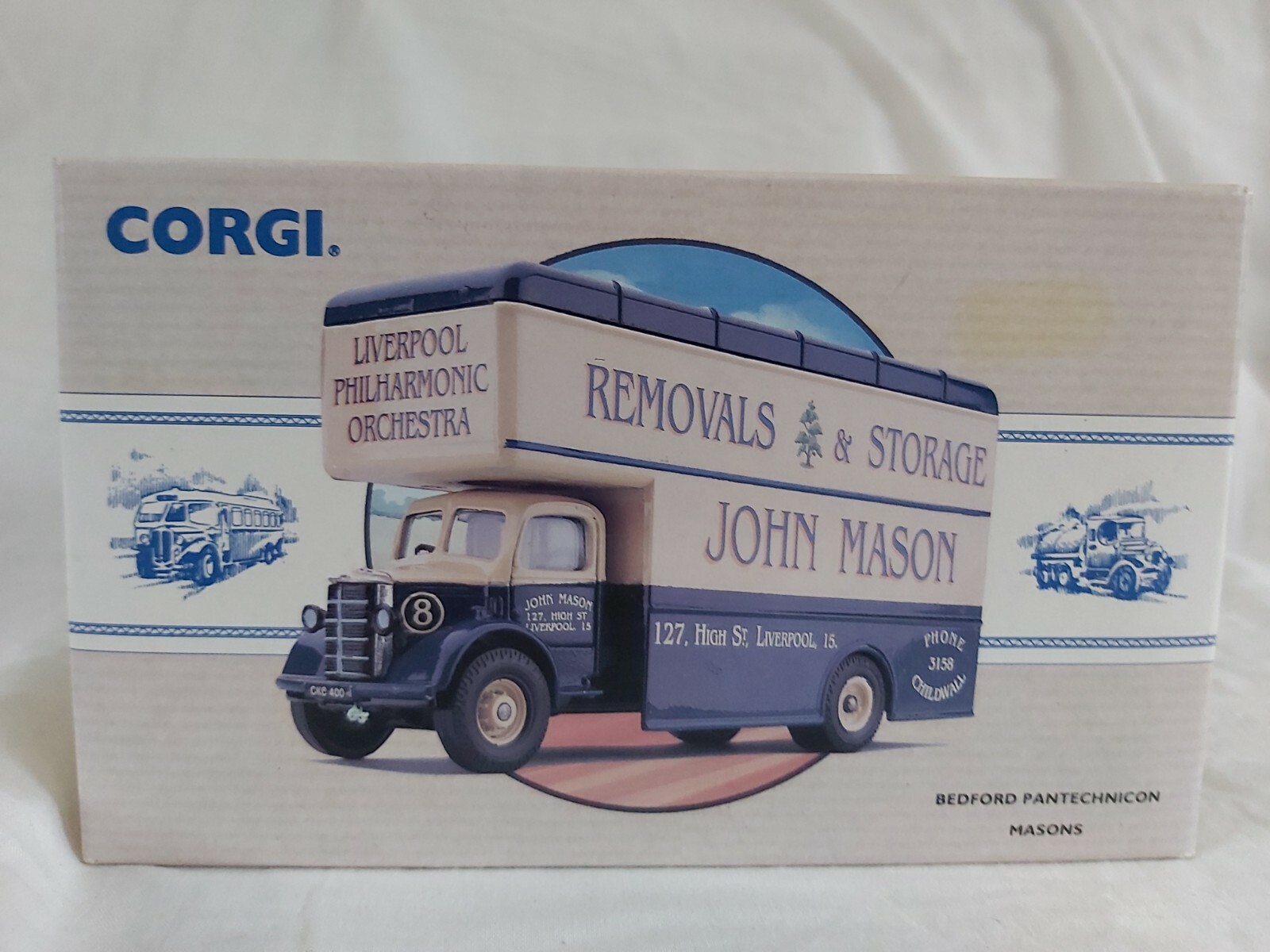 Corgi  97089 Bedford Pantechnicon   Masons- Liverpool   1/50 scale