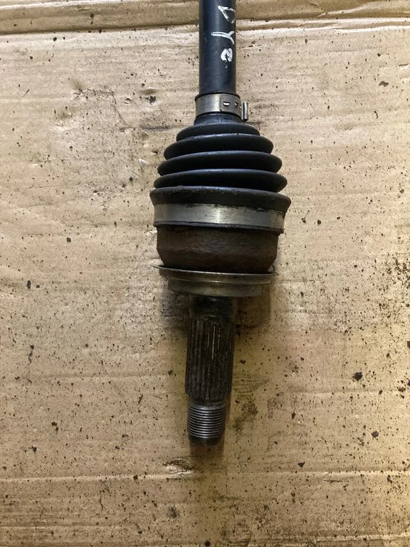 Eje de transmisión trasero derecho Honda CR-V 2009 diésel 103kW DES4948 Foto 2 de 3