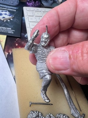 MINIATURES 54mm RESIN AND WHITE METAL KIT, LATE ROMAN STANDARD BEARER RUSSIAN KI
