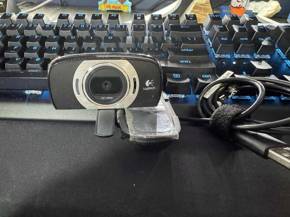 Logitech C615 HD 1080p Autofocus USB Webcam Foldable Design – Never Used - Image 2 of 4